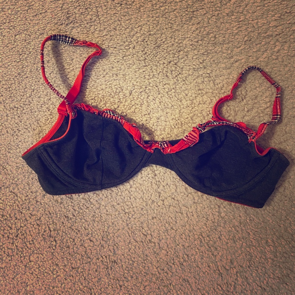 Victoria’s Secret unlined Demi bra